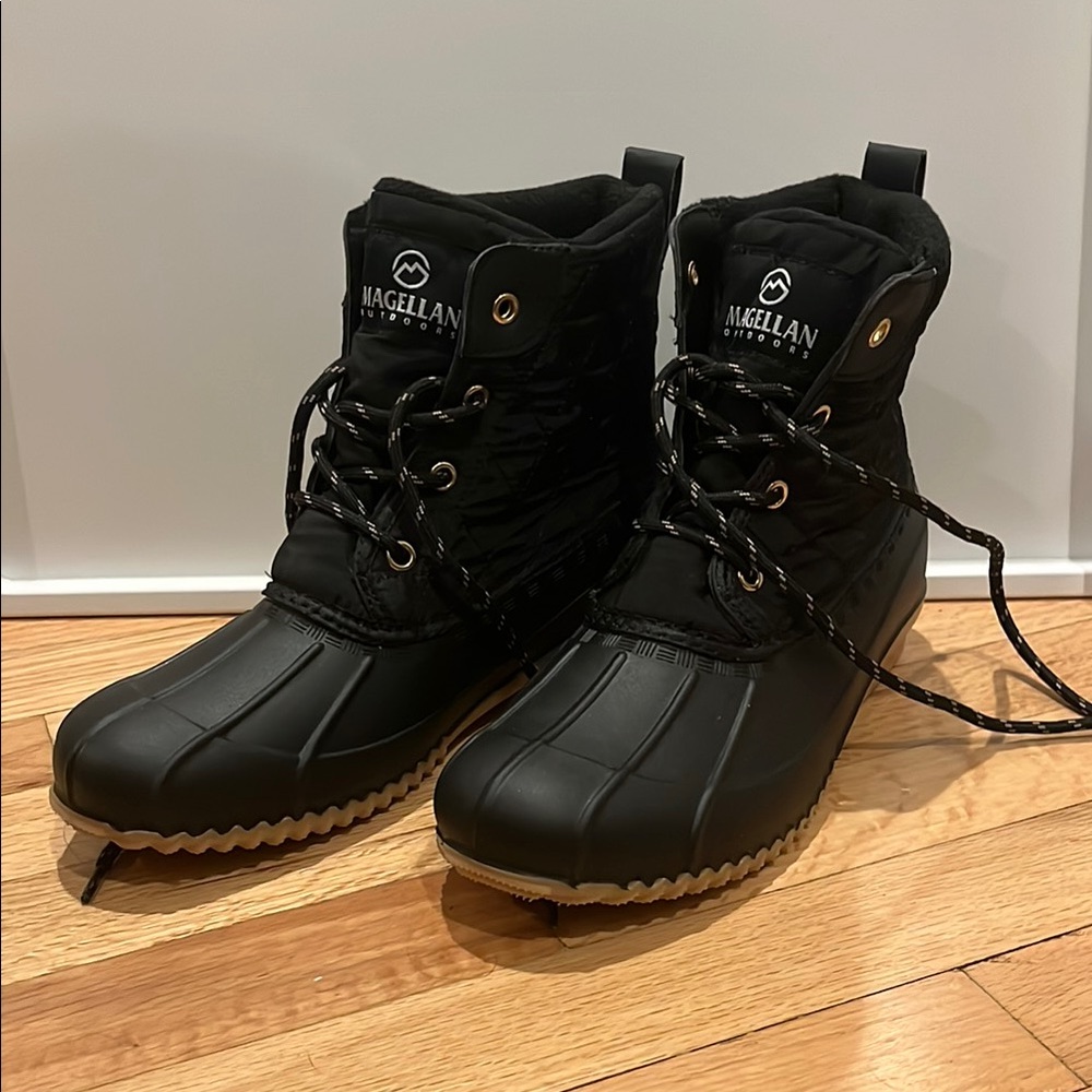 Magellan Outdoors Black Lace Up Boots